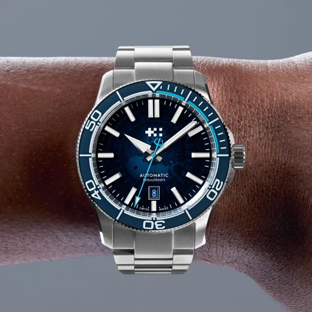 Christopher Ward C60 Sapphire Edge Otomatik Mavi C6042ADA31S0BB3B0 Görsel 4