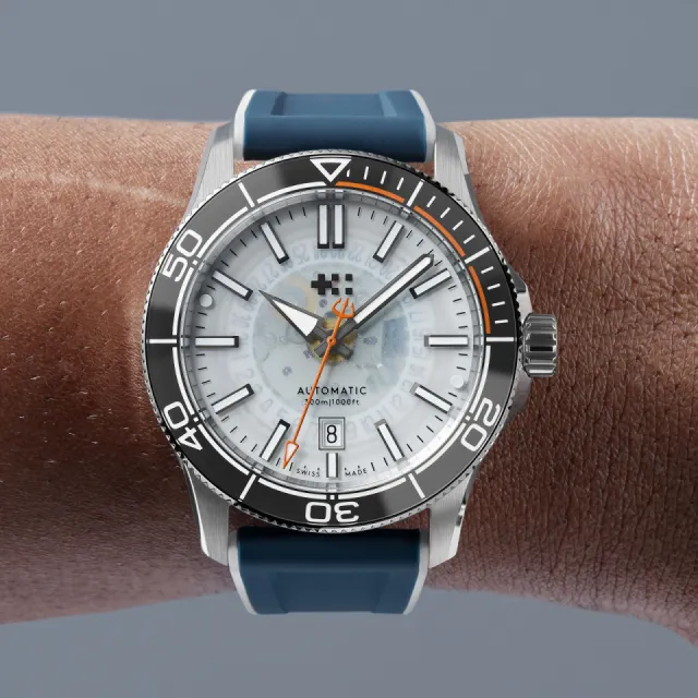 Christopher Ward C60 Sapphire Edge Otomatik Beyaz C6042ADA31S0RBW Görsel 4