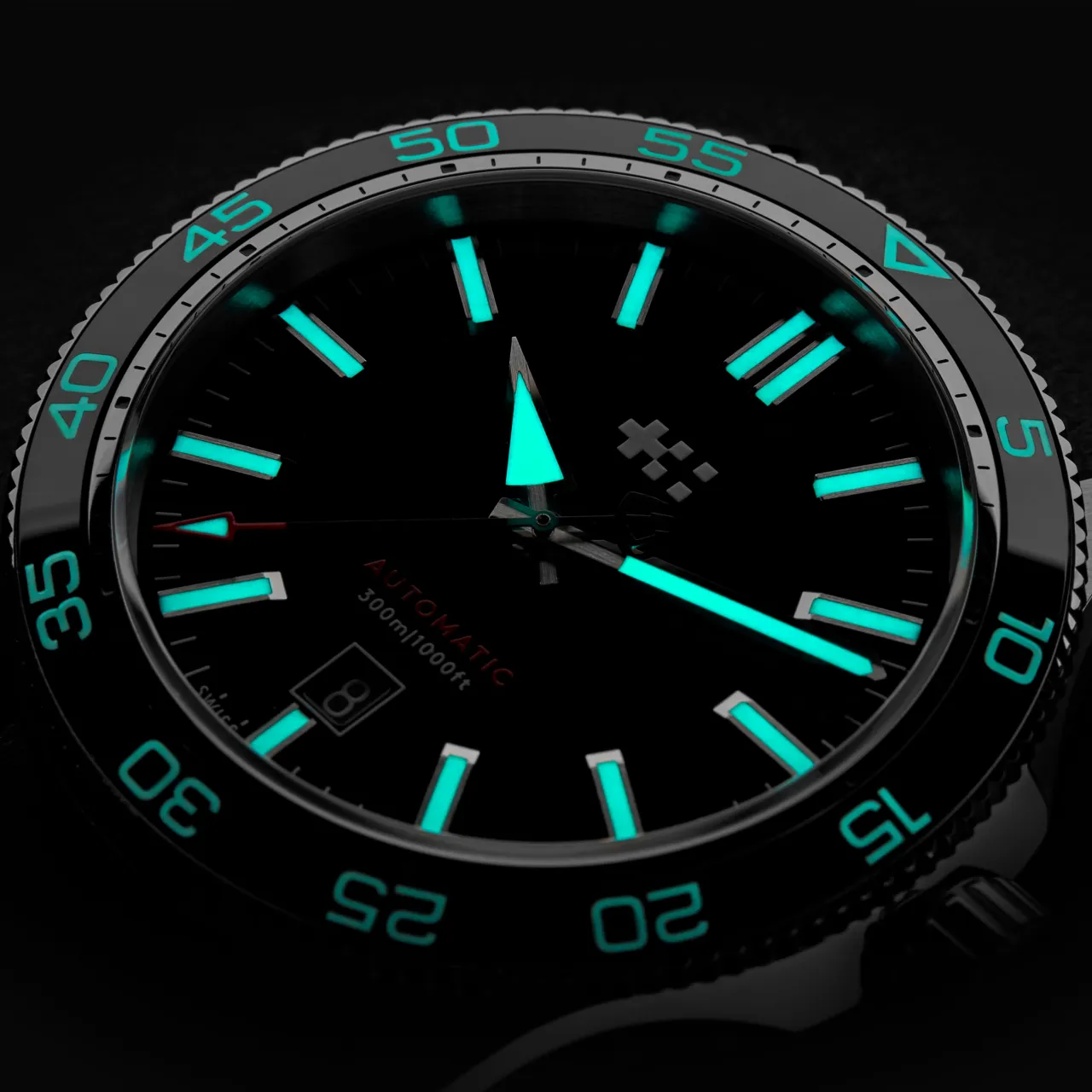 Christopher Ward C60 Trident Pro 300 Otomatik Siyah C6044ADA31S0KK1B0 detay görseli 3
