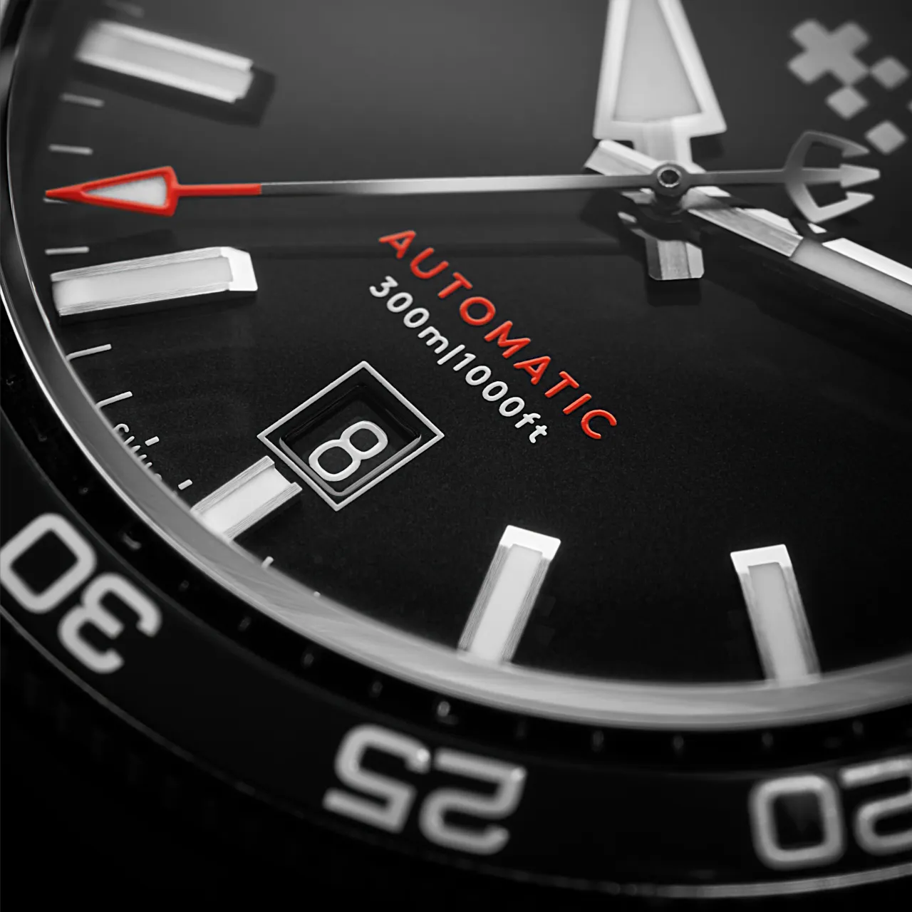 Christopher Ward C60 Trident Pro 300 Otomatik Siyah C6044ADA31S0KK1B0 detay görseli 4