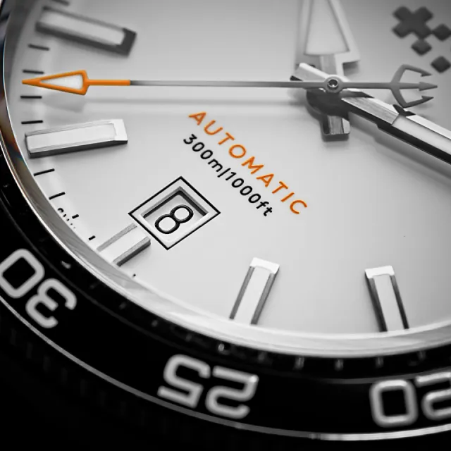 Christopher Ward C60 Trident Pro 300 Otomatik Beyaz C6044ADA31S0KW1B0 Görsel 5