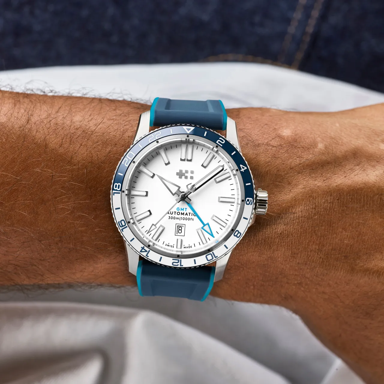Christopher Ward C60 Trident GMT 300 Otomatik Beyaz C6044AGM31S0BW0RBB detay görseli 1