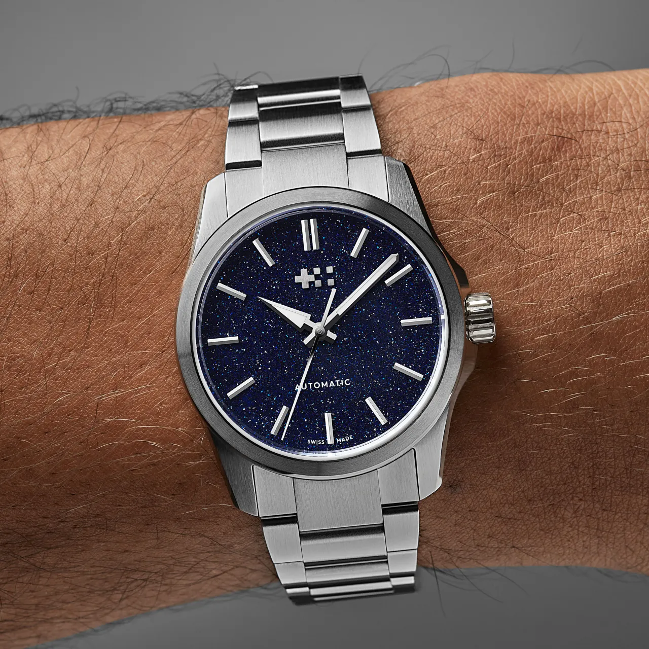 Christopher Ward C63 Celest Midnight Blue Otomatik C6336A3H1S00B0B0 detay görseli 1