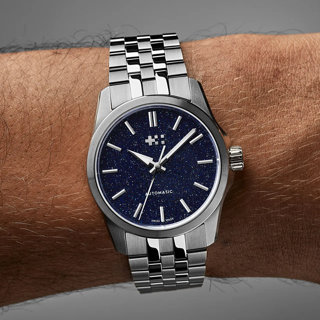 Christopher Ward C63 Celest Midnight Blue Otomatik C6336A3H1S00B0B1 detay görseli 1