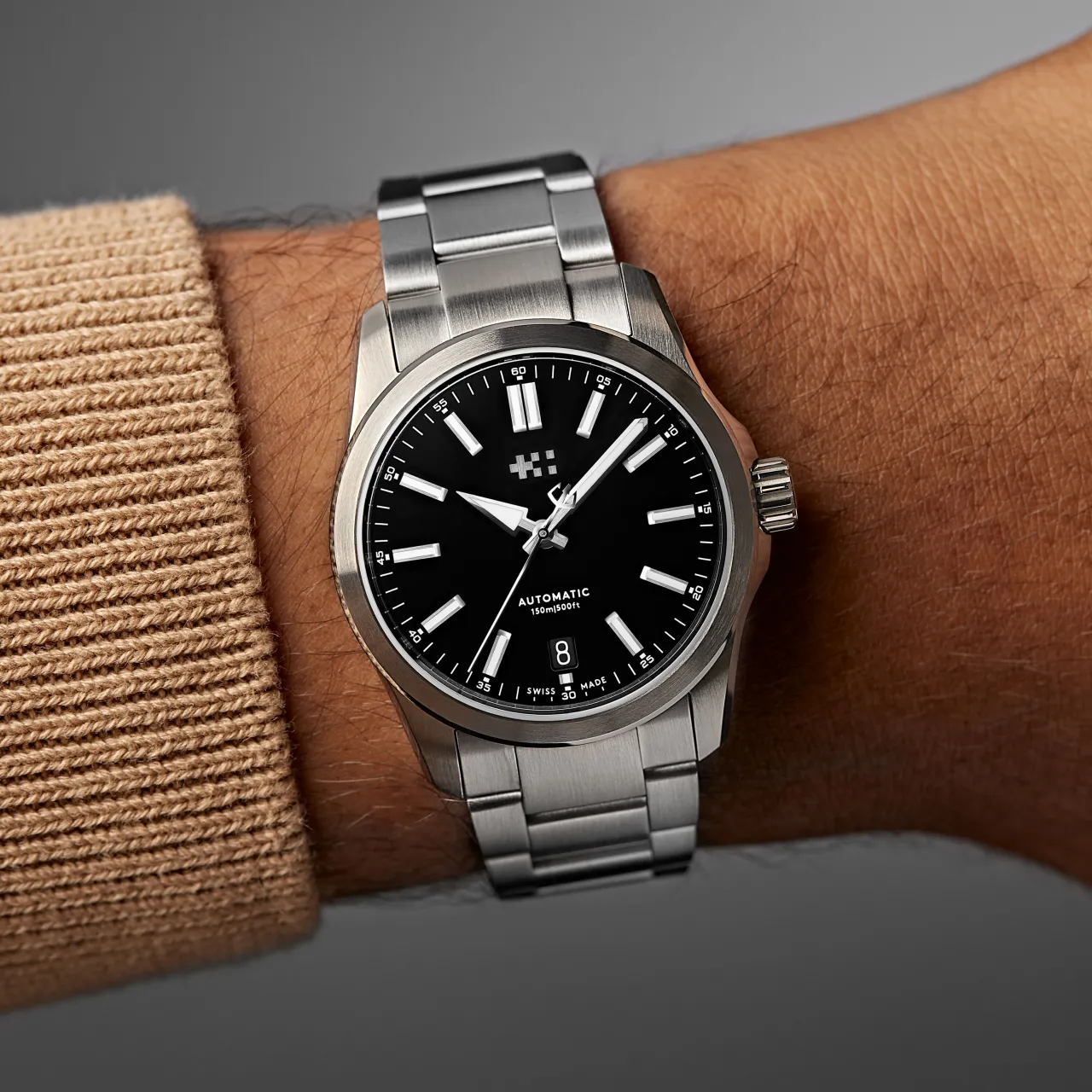 Christopher Ward C63 Sealander Automatic Black/Silver C6336ADA3S00K1B0 detay görseli 2
