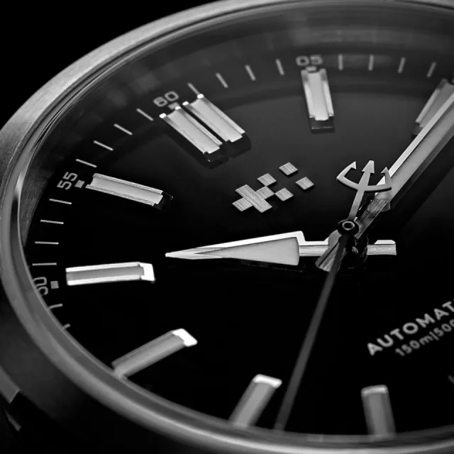 Christopher Ward C63 Sealander Automatic Black/Silver C6336ADA3S00K1B1 Görsel 4