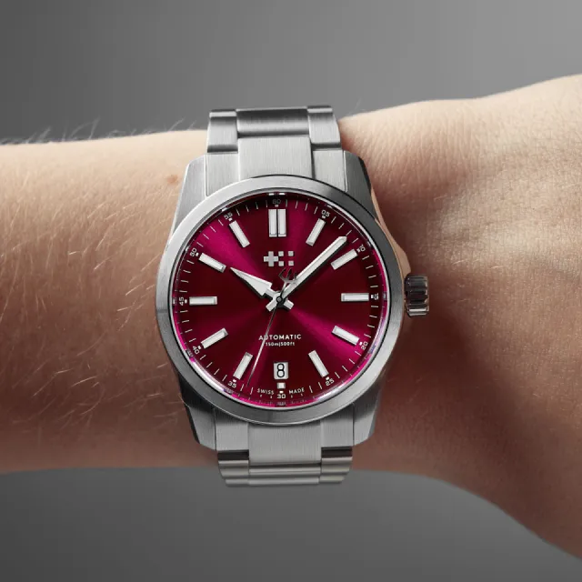 Christopher Ward C63 Sealander Automatic Mulberry Red C6336ADA3S00R3B0 Görsel 3