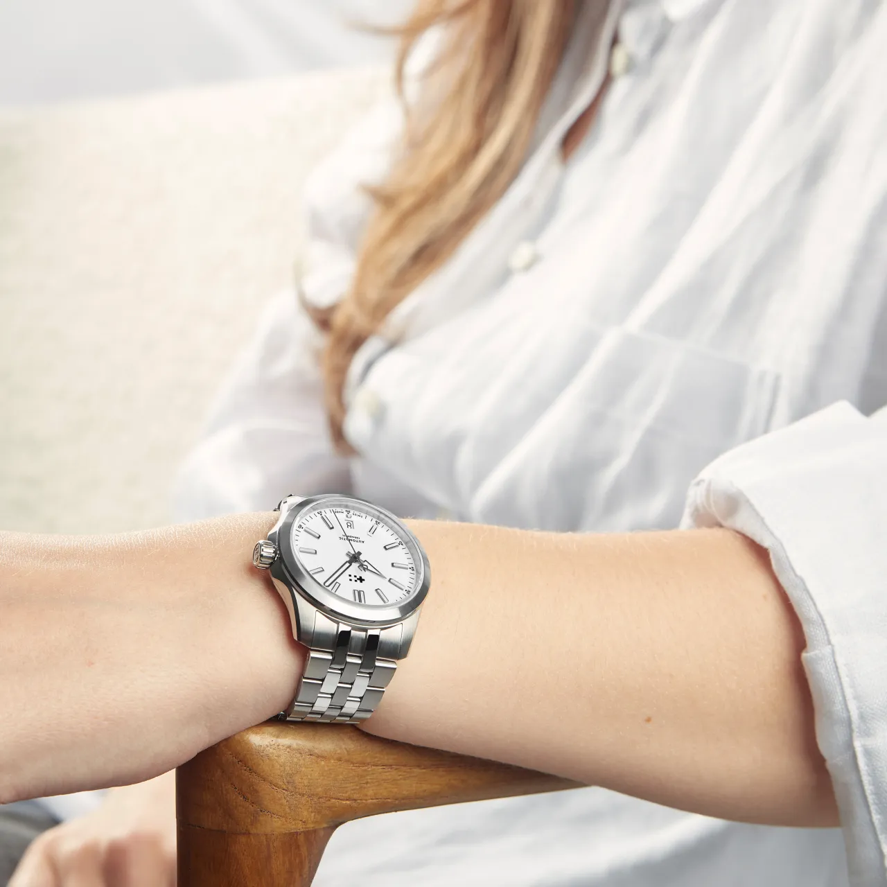 Christopher Ward C63 Sealander Otomatik Beyaz C6336ADA3S00W1B1 detay görseli 2