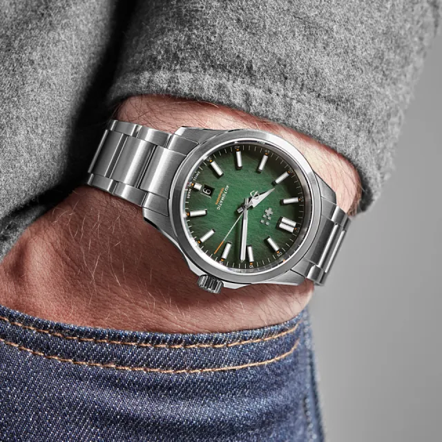 Christopher Ward C63 Sealander Automatic Hunter Green C6339ADA3S00V2B0 Görsel 2