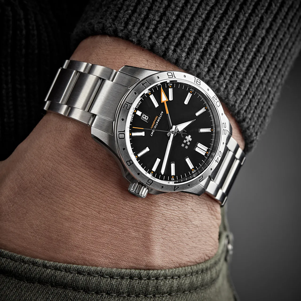 Christopher Ward C63 Sealander GMT Otomatik Siyah/Silver C6339AGM3S00K2B0 detay görseli 1