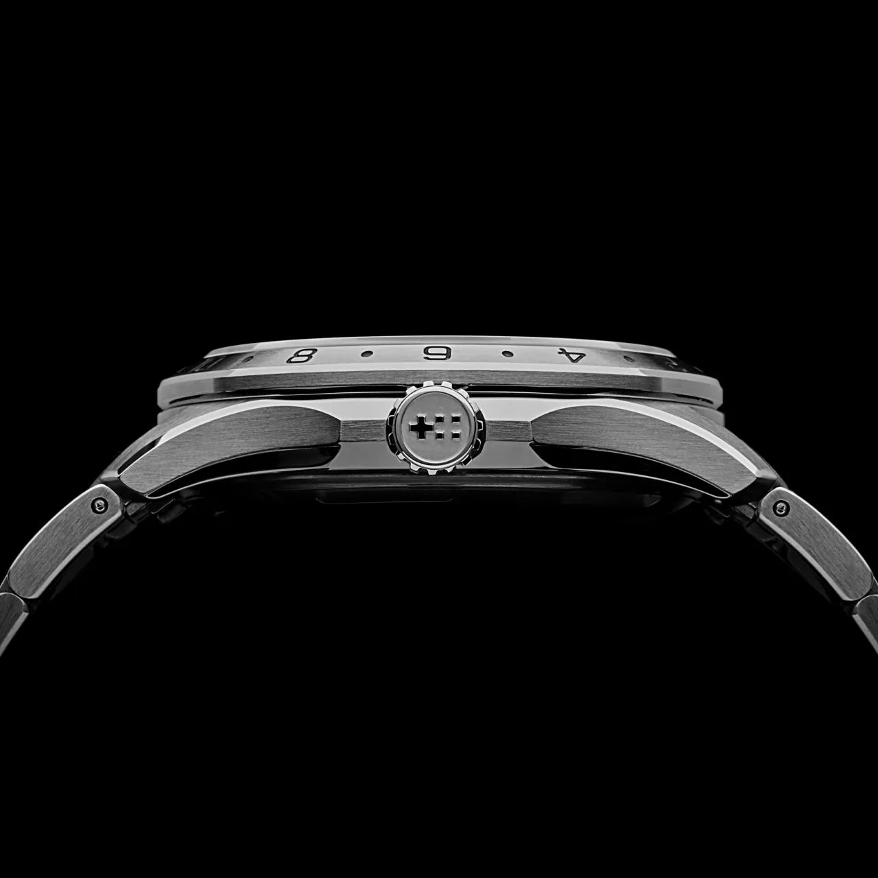 Christopher Ward C63 Sealander GMT Otomatik Siyah/Silver C6339AGM3S00K2B0 detay görseli 3
