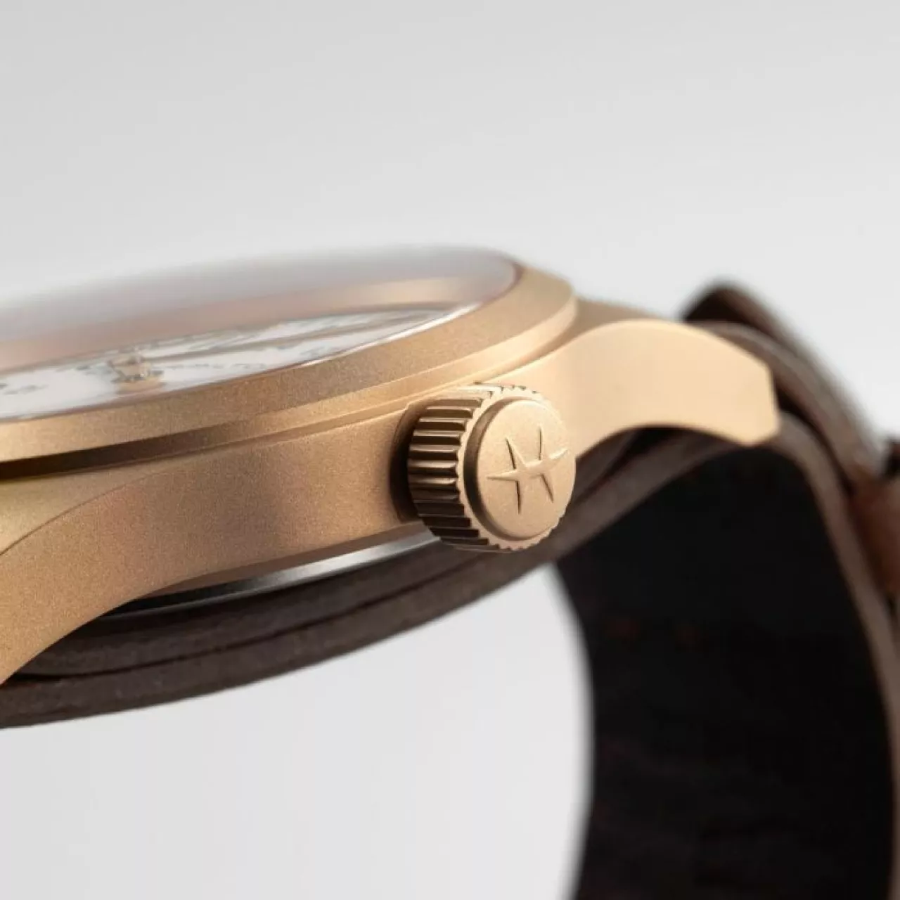 Hamilton Khaki Field Mechanical Bronze H69459510 detay görseli 4