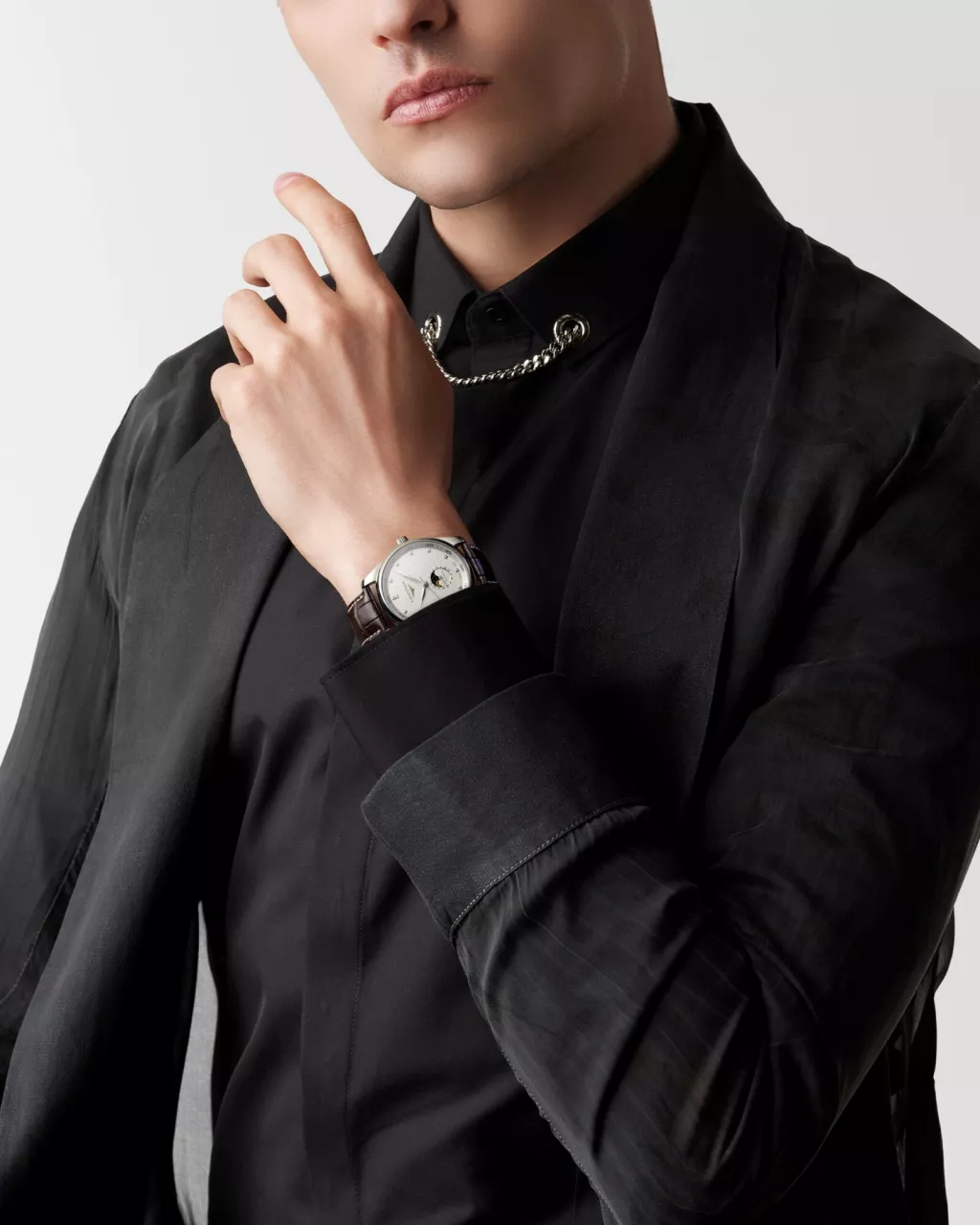 Longines Master Collection L2.919.4.77.3 Kol Saati detay görseli 4
