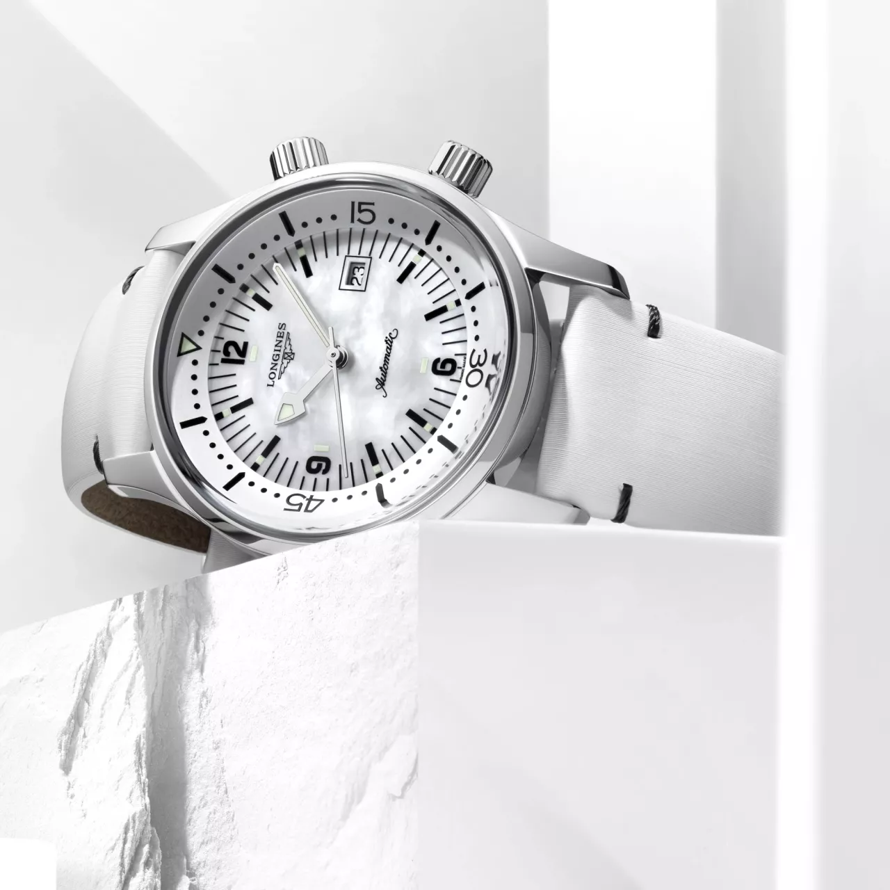 Longines Legend Diver L33744800 detay görseli 2