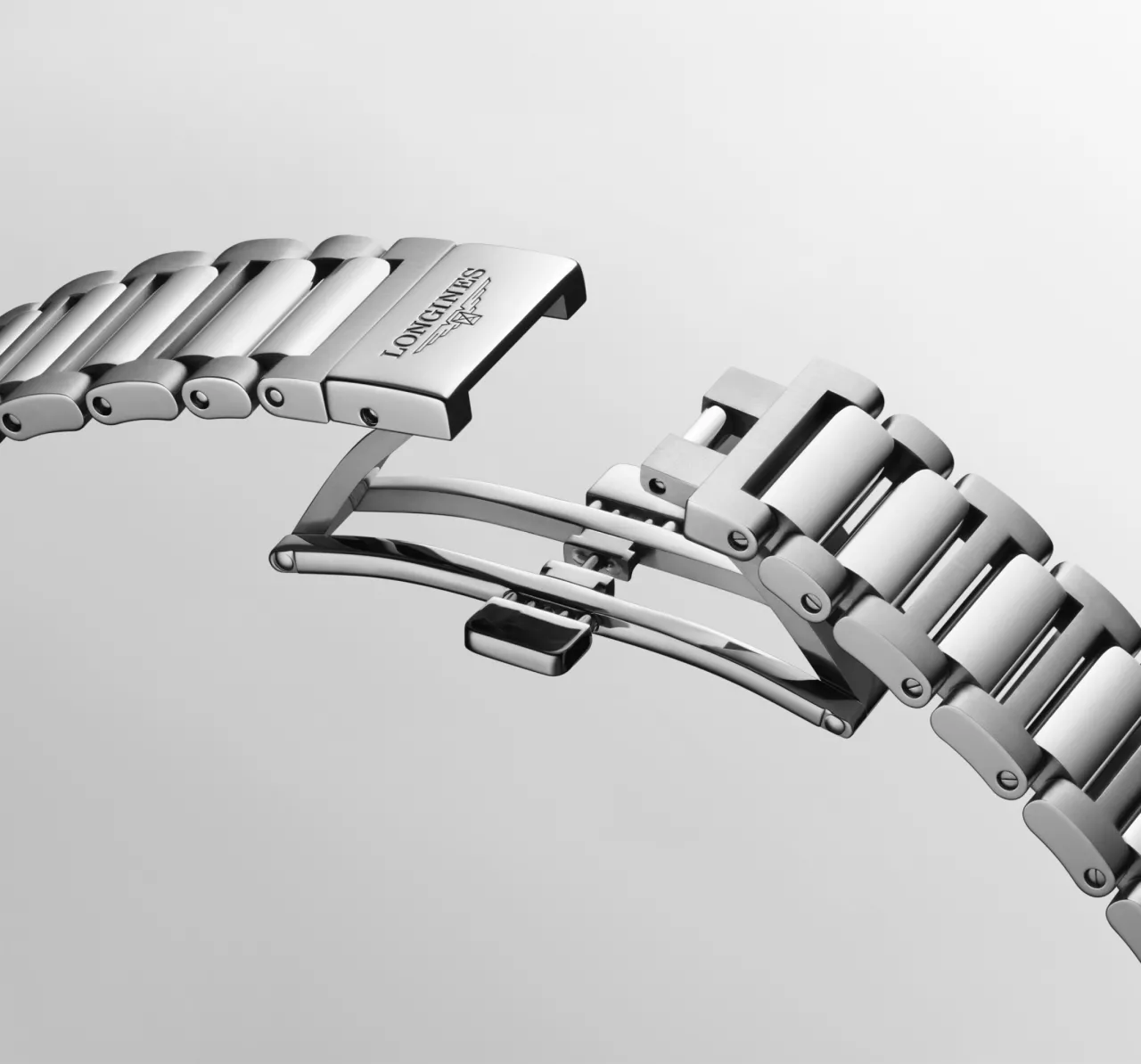 Longines Conquest L3.720.4.52.6 detay görseli 4