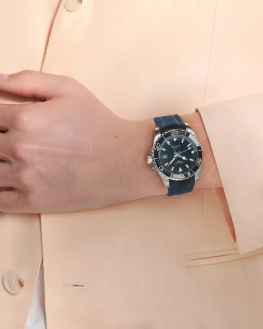Longines HydroConquest GMT L37904969 Görsel 10