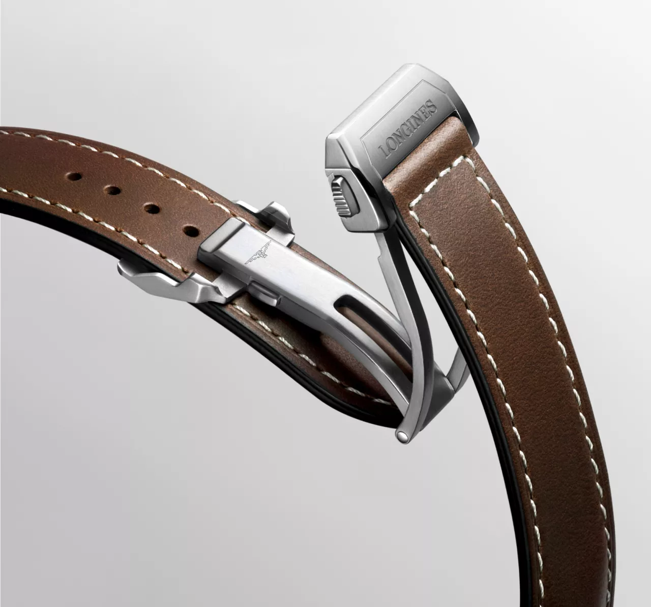Longines Spirit Zulu Time L3.802.5.53.2 detay görseli 4