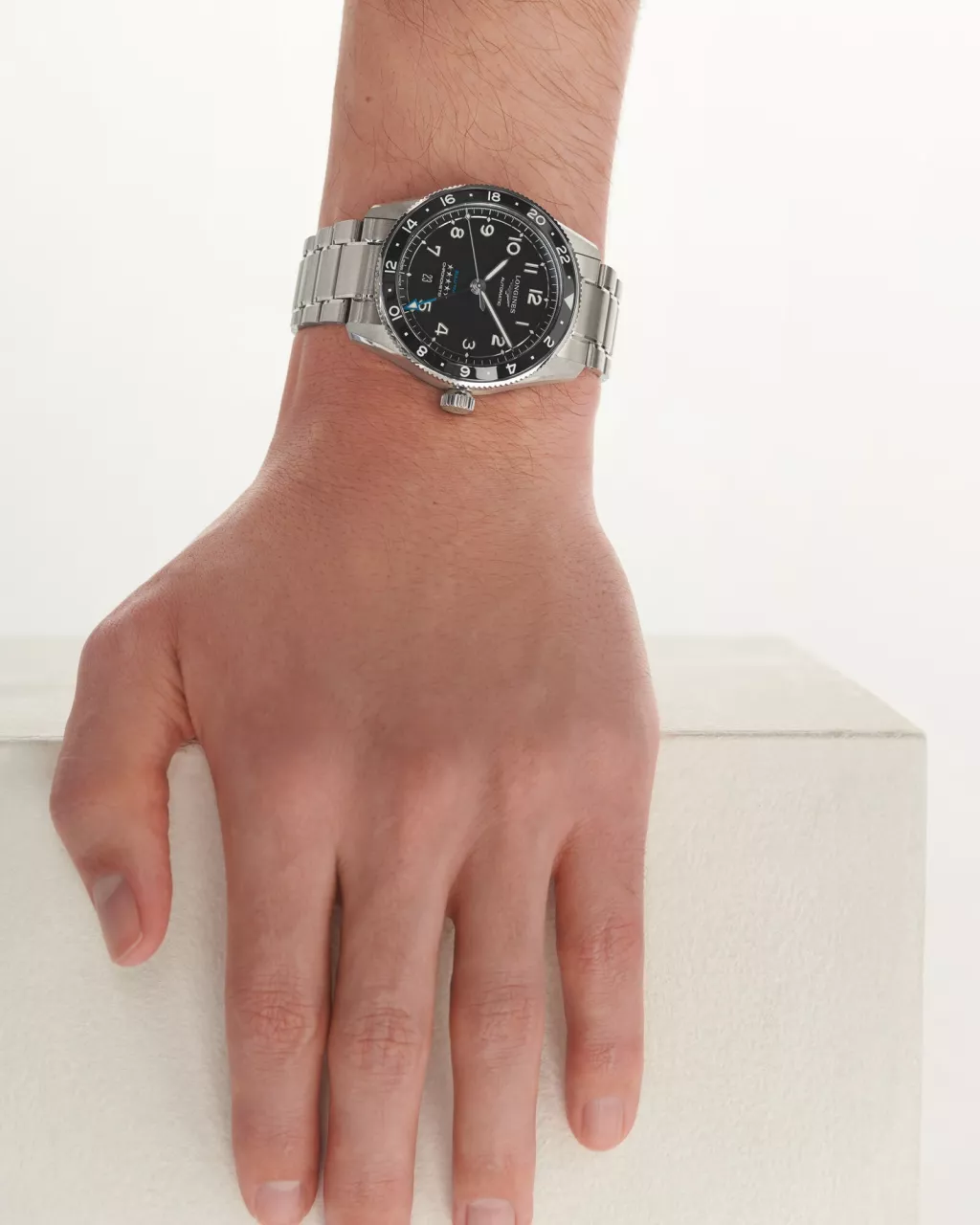 Longines Spirit Zulu Time L3.812.4.53.6 detay görseli 1