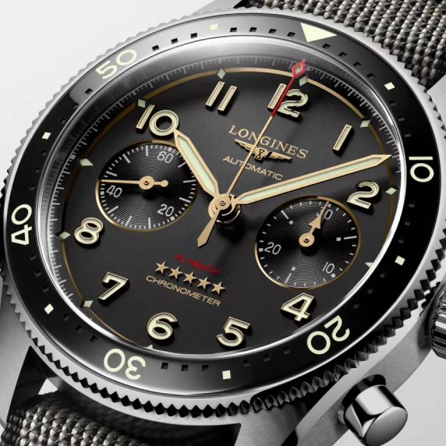 Longines Spirit Flyback Titanium L3.821.1.53.2 Görsel 2
