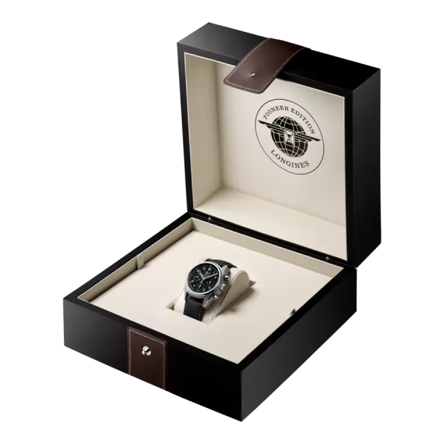 Longines Spirit Chronograph L38291532 Görsel 2