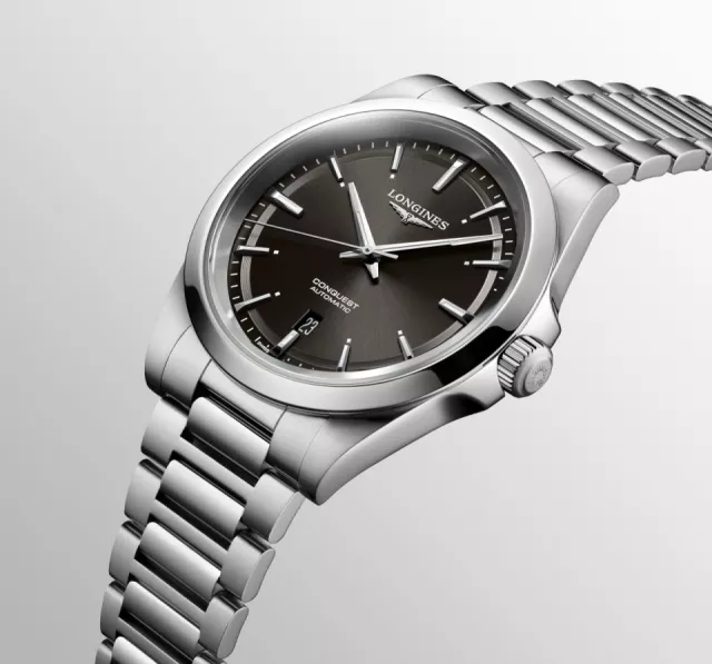 Longines Conquest L3.830.4.52.6 Görsel 3
