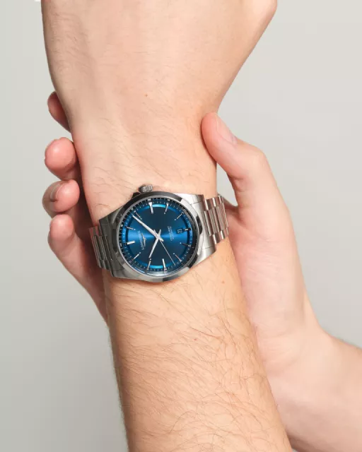 Longines Conquest L3.830.4.92.6 Görsel 4