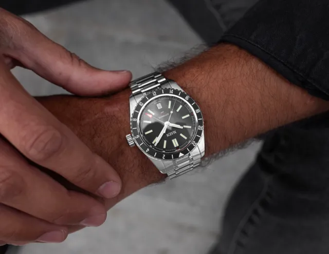 Maen Hudson 38 GMT Otomatik Jet Black M131 Görsel 5