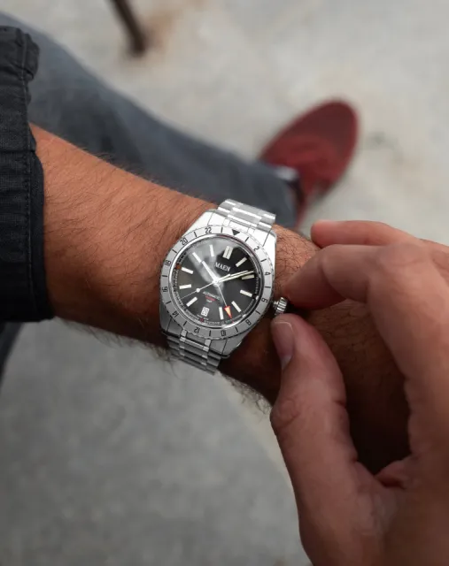 Maen Hudson 38 GMT Otomatik Jet Black M132 Görsel 2