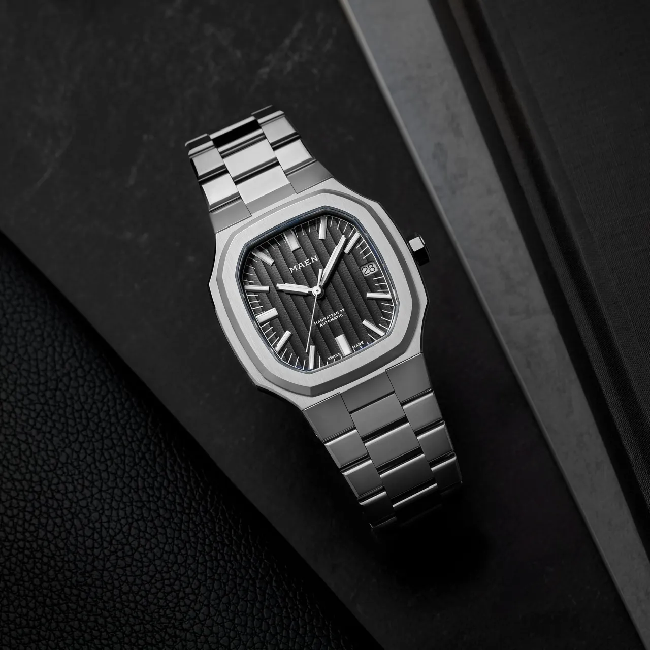 Maen Manhattan 37 Côtes de Genève Anthracite Black M217 detay görseli 2