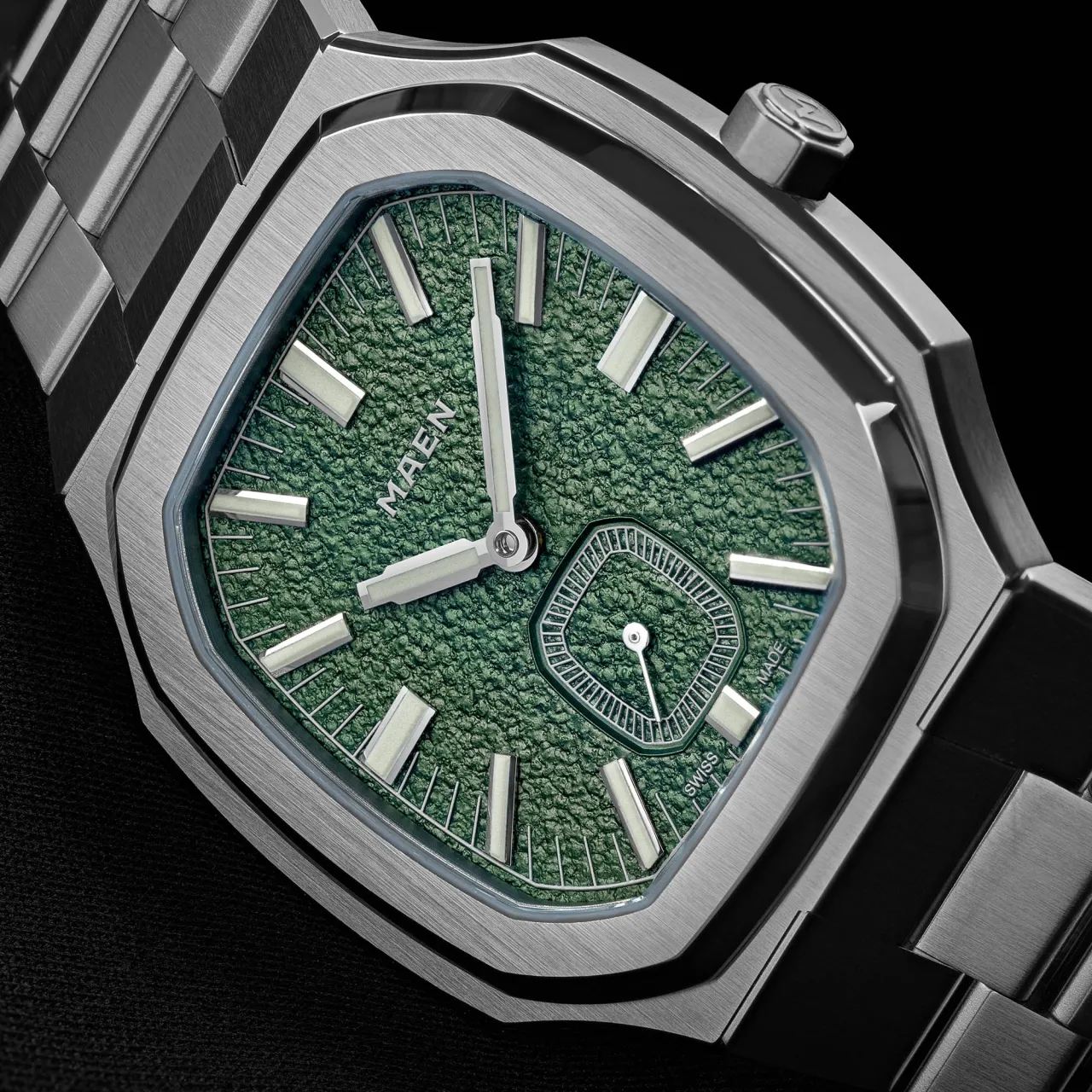 Maen Manhattan 37 Ultra-Thin Hammered Effect Dial M222 detay görseli 2