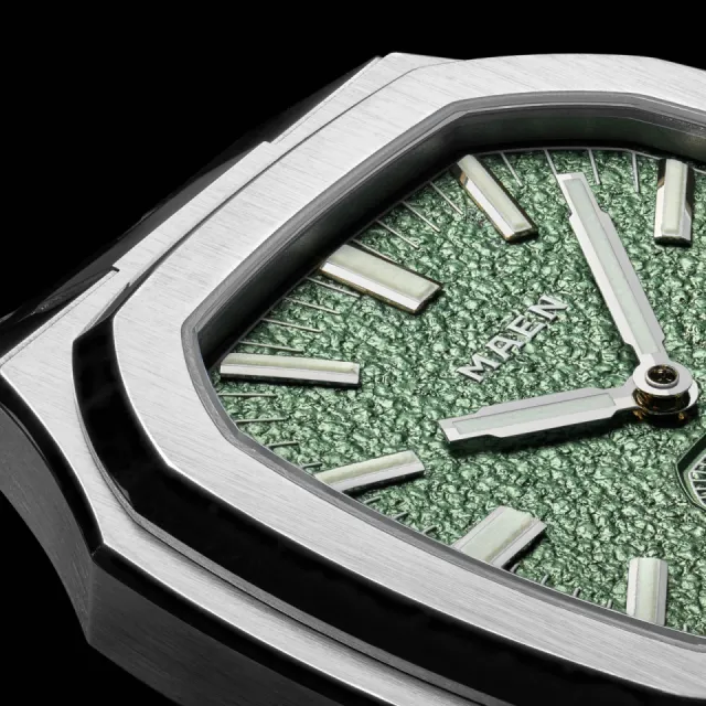 Maen Manhattan 37 Ultra-Thin Hammered Effect Dial M222 Görsel 5