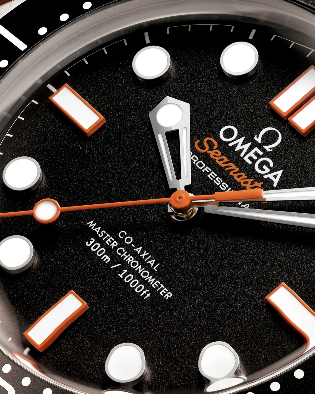 Omega Seamaster Diver 300M Otomatik Siyah 21032422001006 detay görseli 3