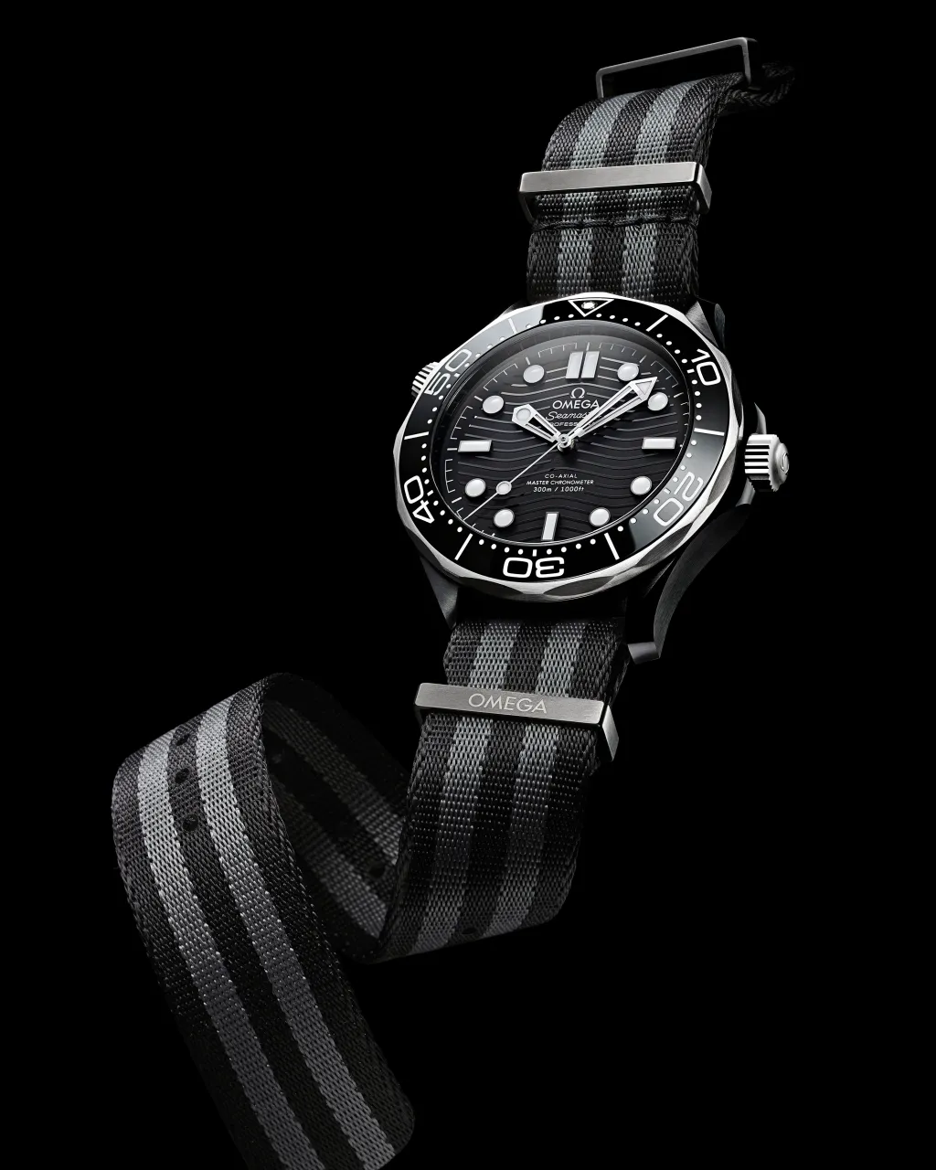 Omega Seamaster Diver 300M Otomatik Siyah 21092442001002 detay görseli 2