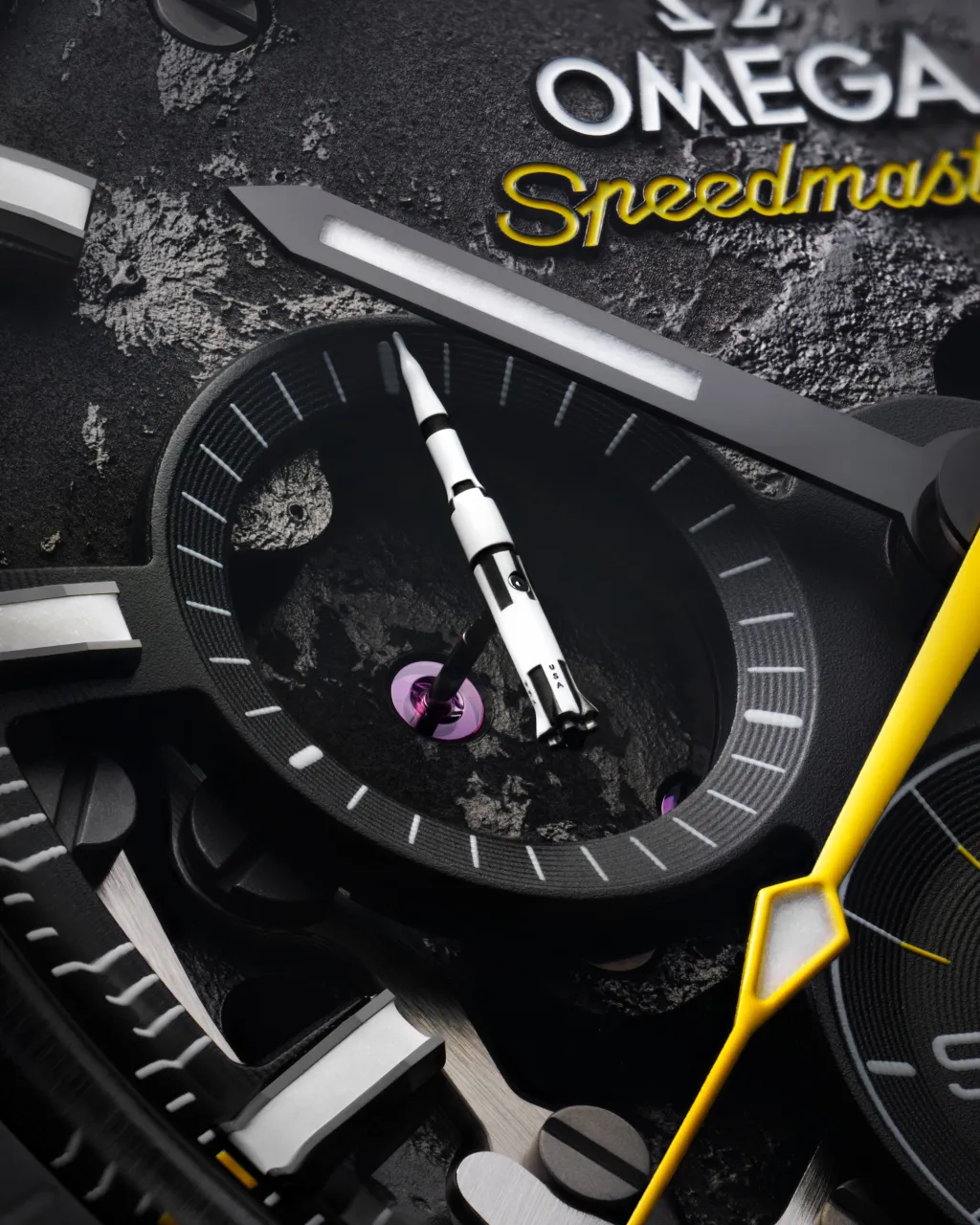 Omega Speedmaster Dark Side of the Moon Apollo 8 Otomatik 31092445001001 detay görseli 3