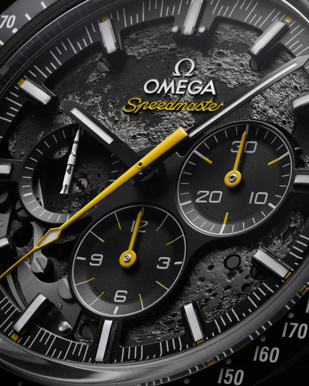 Omega Speedmaster Dark Side of the Moon Apollo 8 Otomatik 31092445001001 detay görseli 4