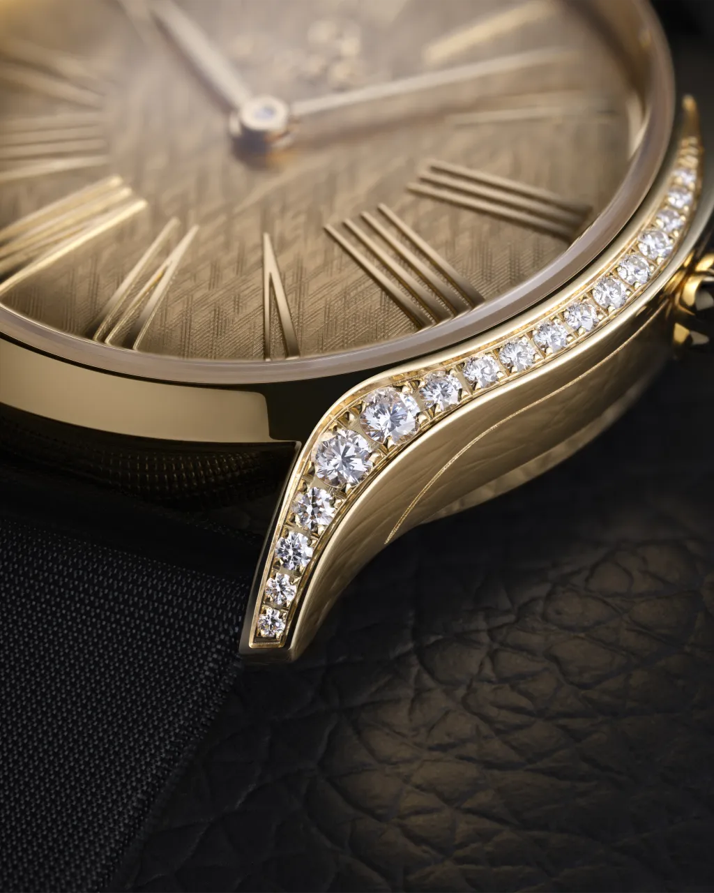 Omega De Ville Mini Trésor Moonshine Gold 42857266099001 detay görseli 3