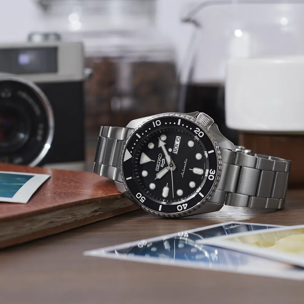 Seiko 5 Sports SKX Series Otomatik SRPD55 detay görseli 1