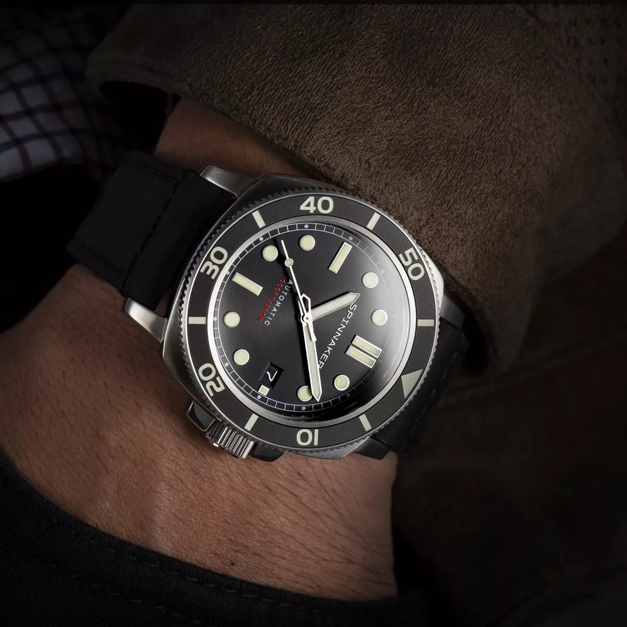 Spinnaker Hull Tuxedo Black SP-5088-01 Kol Saati detay görseli 3