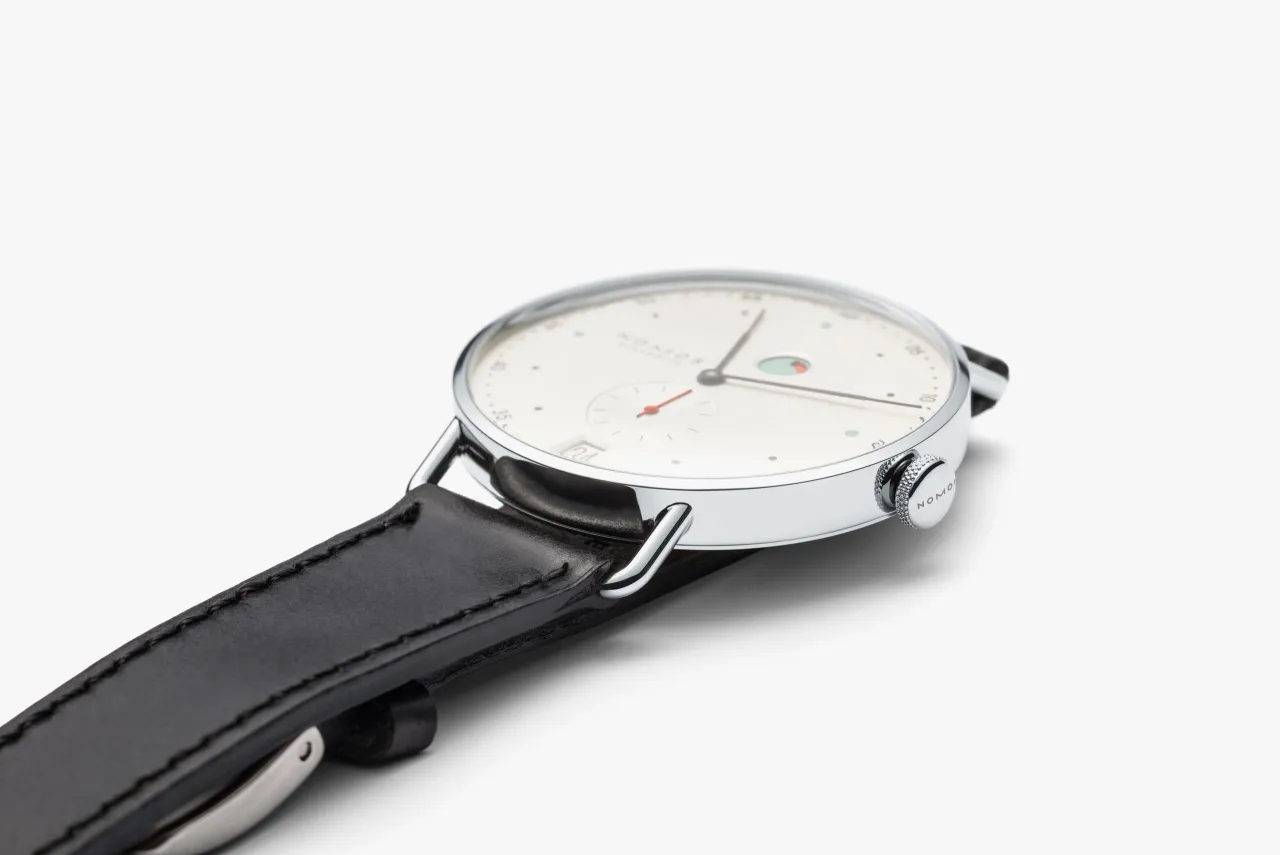 NOMOS Glashütte Metro Date Power Reserve Otomatik 1101 detay görseli 5