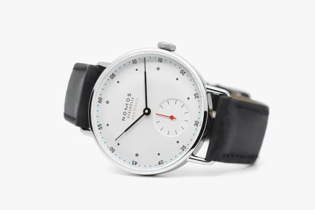 NOMOS Glashütte Metro Neomatik Otomatik Beyaz Gümüş Plaka 1106 Görsel 4