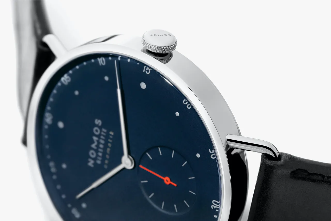 NOMOS Metro Neomatik Midnight Blue Otomatik 1115 detay görseli 3