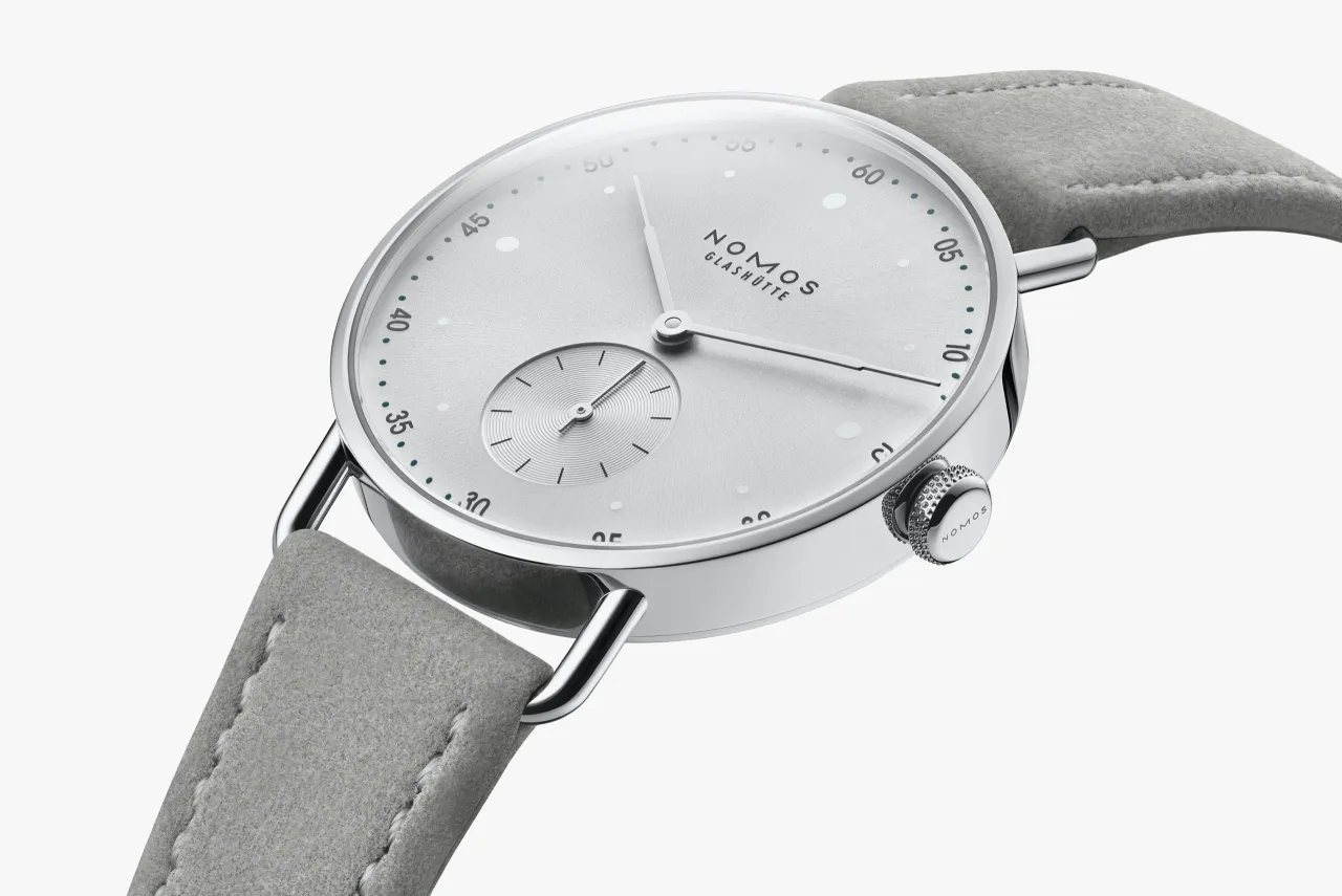 NOMOS Metro 33 All Silver Otomatik 1122SB detay görseli 2
