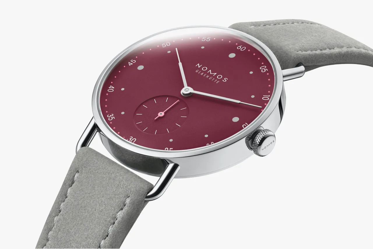 NOMOS Metro 33 Muted Red Otomatik 1123SB detay görseli 2