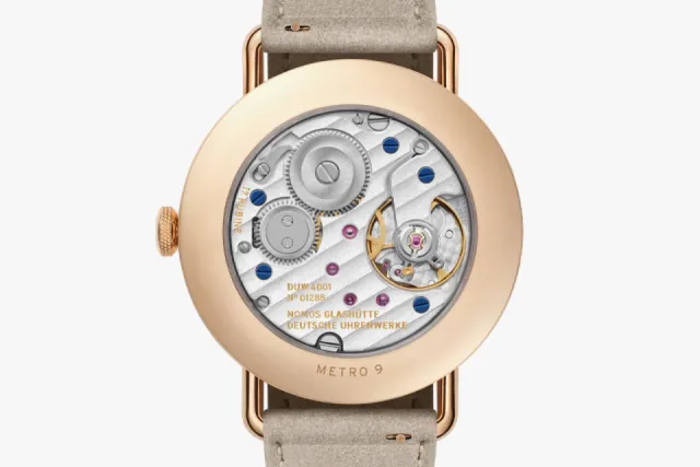 NOMOS Metro Rose Gold Otomatik 1170 Görsel 7