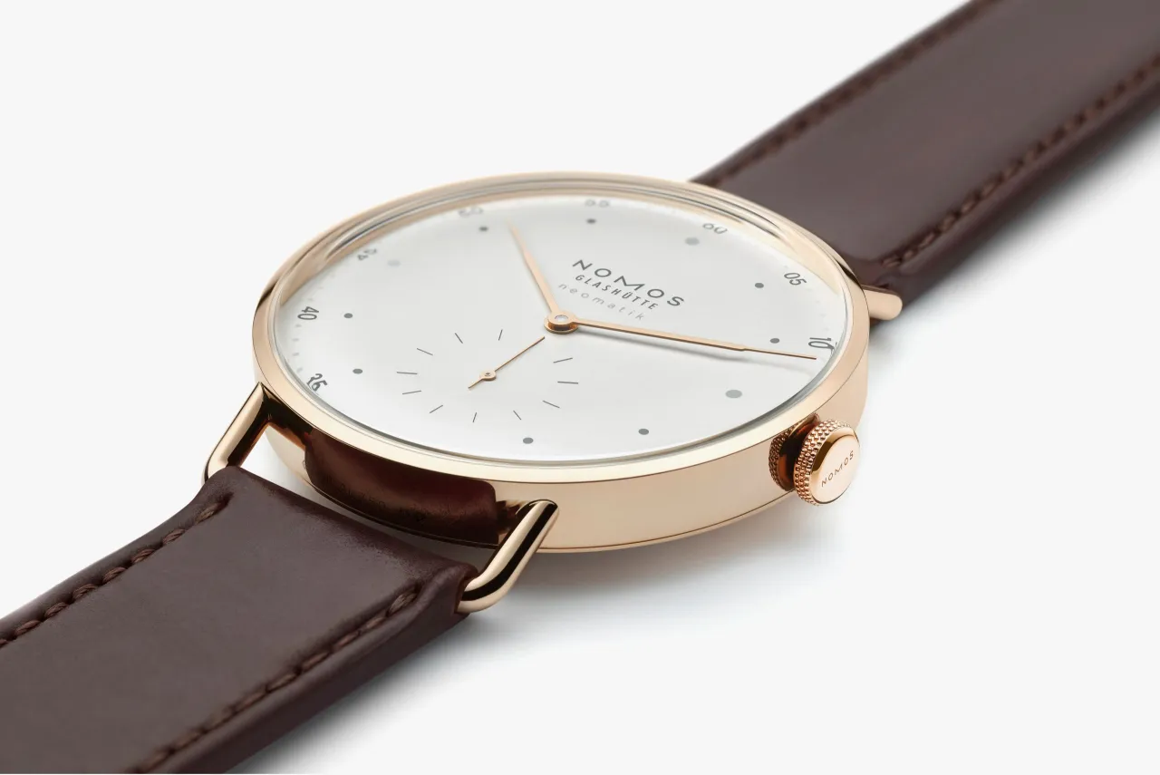 NOMOS Metro Rose Gold Neomatik Otomatik 1180 detay görseli 3