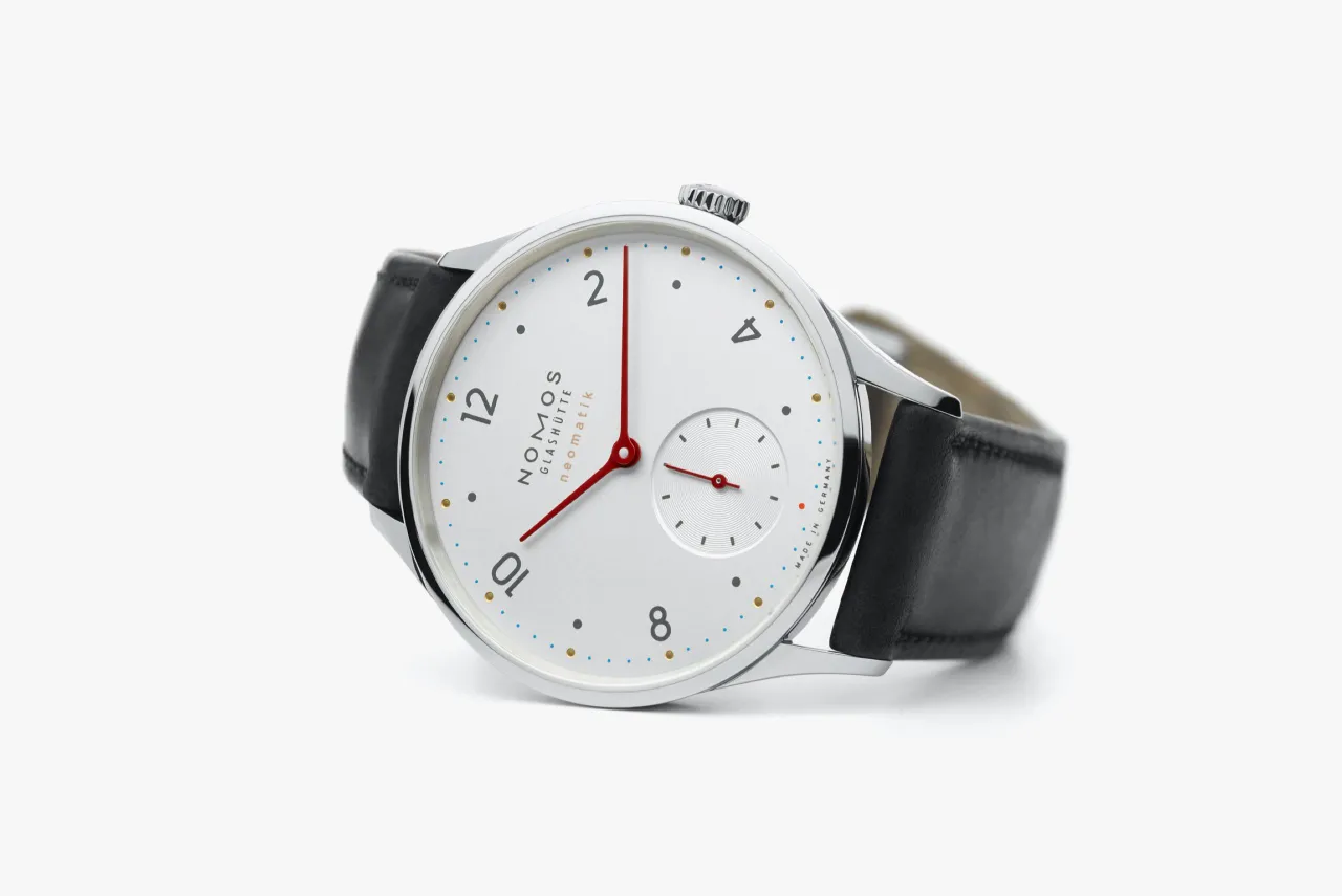 NOMOS Glashütte Minimatik Otomatik Beyaz Gümüş Plaka 1203 detay görseli 2