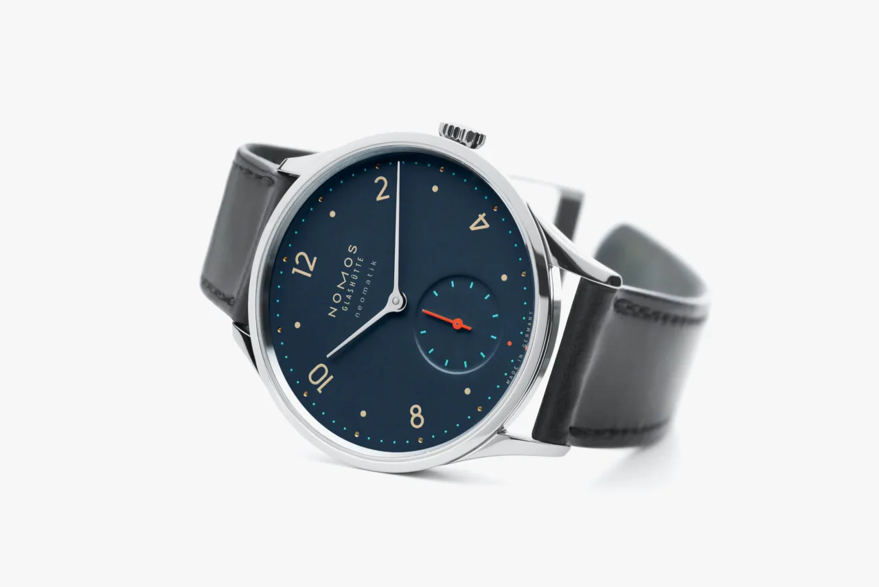 NOMOS Glashütte Minimatik Midnight Blue Otomatik 1205 detay görseli 2