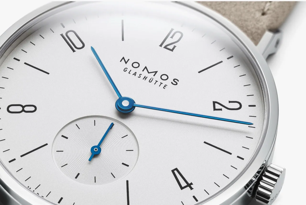 NOMOS Glashütte Tangente 33 Otomatik Beyaz 122 detay görseli 2