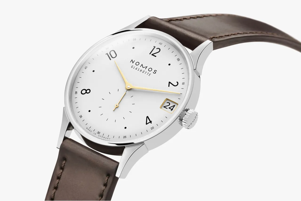 NOMOS Glashütte Minimatik 39 Date Gold 1251 detay görseli 2