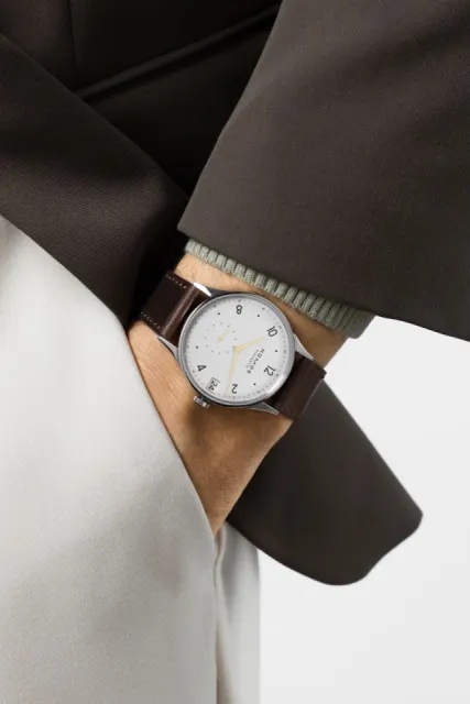 NOMOS Glashütte Minimatik 39 Date Gold 1251 Görsel 9